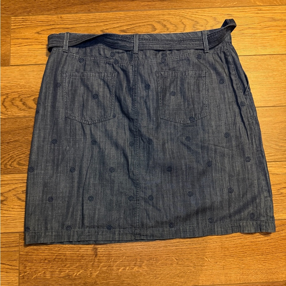 Talbots Dark Blue Denim A-Line Skirt with embellishment Waist Tie Belt sz 16 NWT - Picture 2 of 5